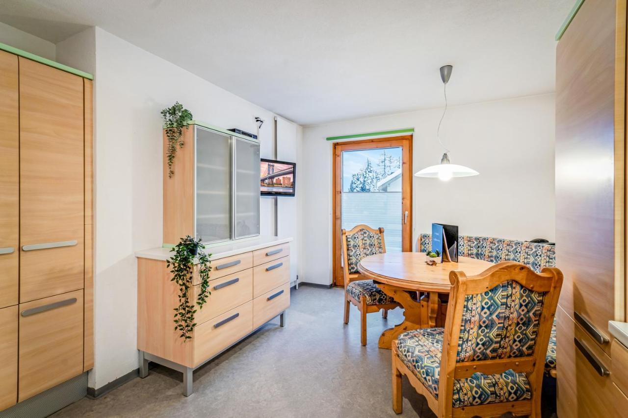 Haus Derby Lägenhet Samnaun Exteriör bild