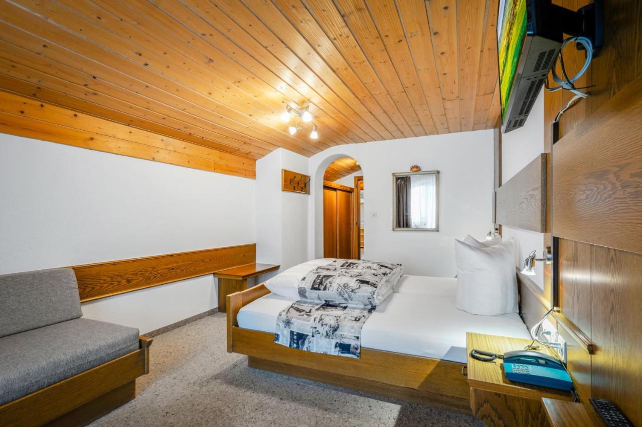Haus Derby Lägenhet Samnaun Exteriör bild