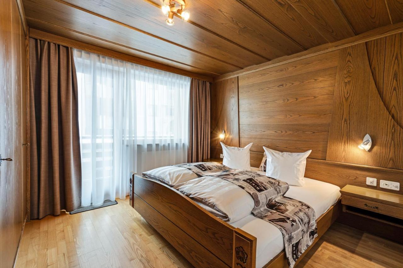 Haus Derby Lägenhet Samnaun Exteriör bild
