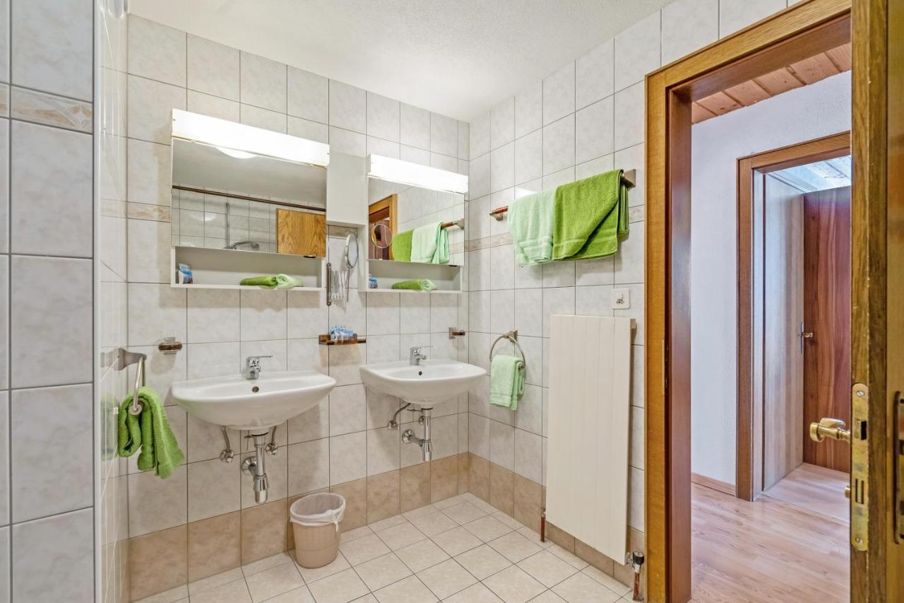 Haus Derby Lägenhet Samnaun Exteriör bild