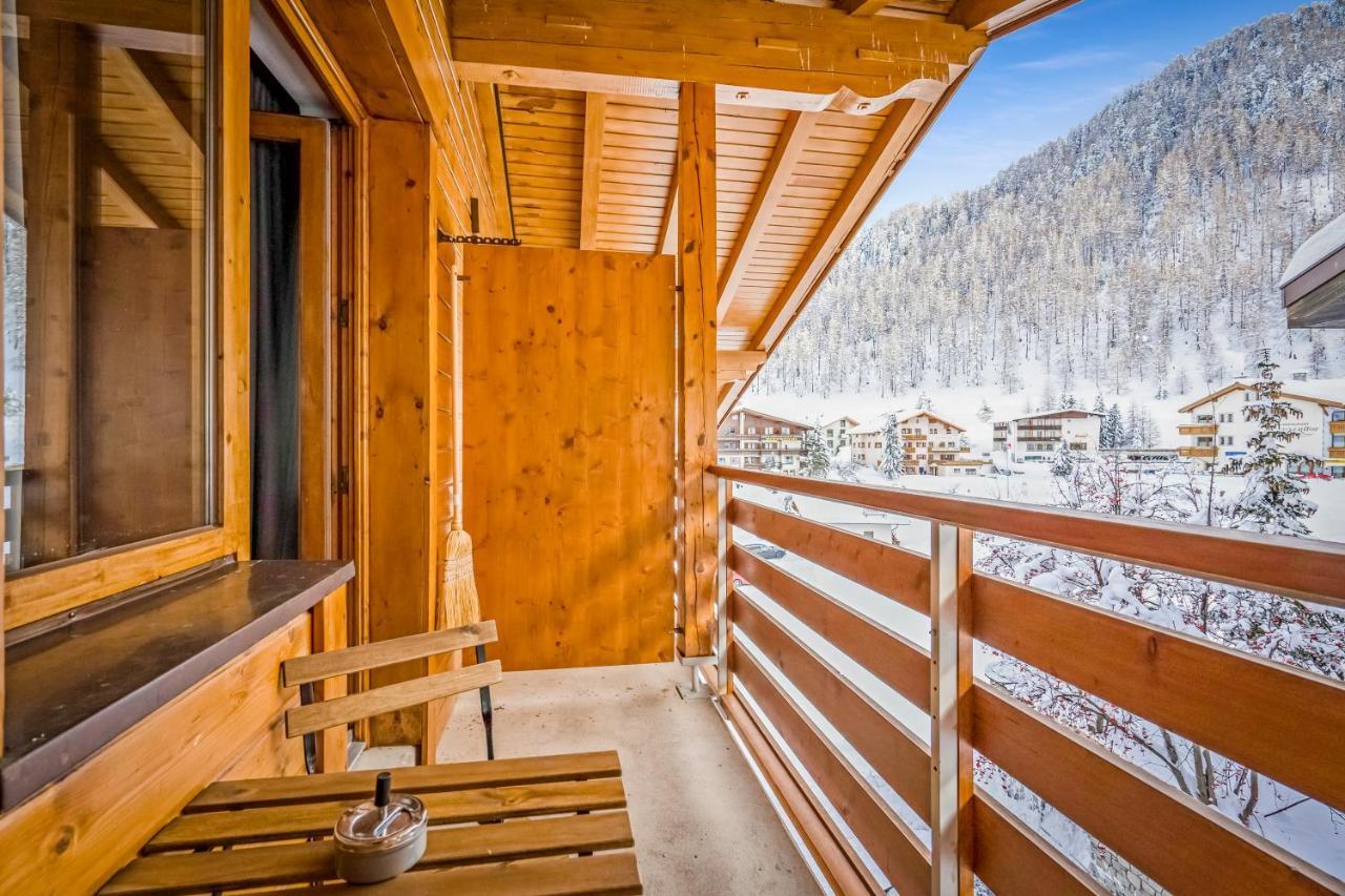 Haus Derby Lägenhet Samnaun Exteriör bild