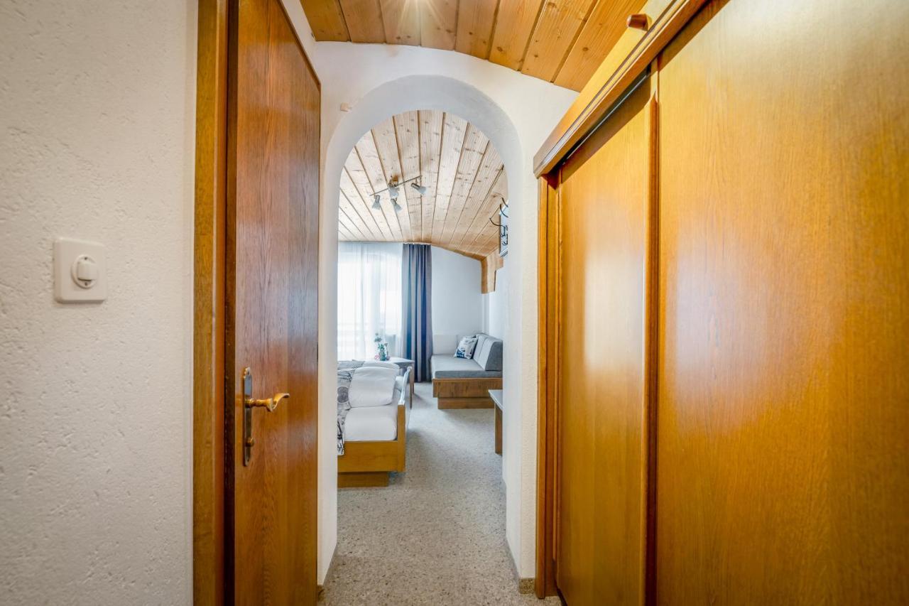 Haus Derby Lägenhet Samnaun Exteriör bild